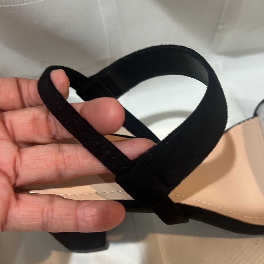 NWB LALAIKAI . CHUNKY HIGH HEEL SANDALS - Picture 5 of 11